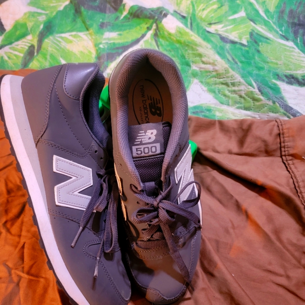 Never worn shoes